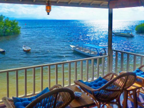 Lembo Lagoon Bungalows